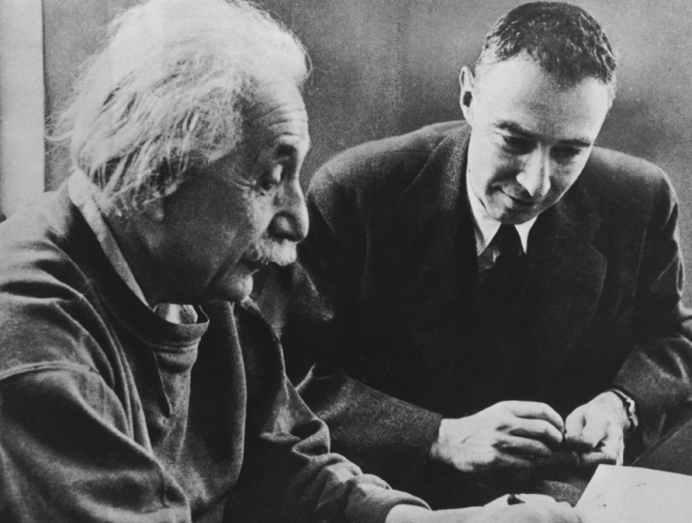 Foto Einstein e Oppenheimer